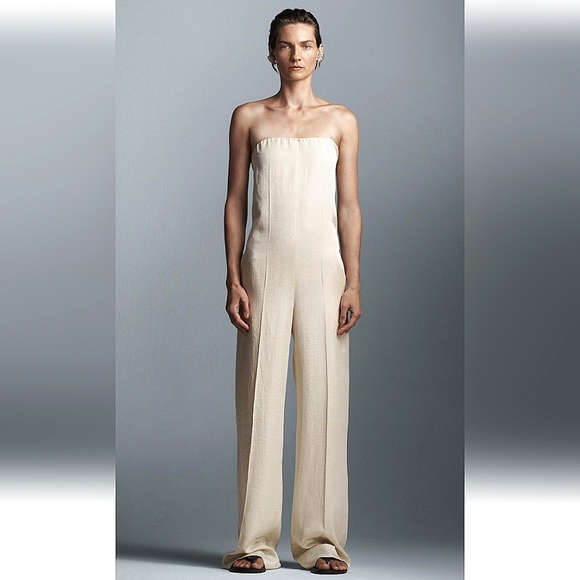 ZARA ZW COLLECTION ECRU STRAPLESS JUMPSUIT 🤩🤩🤩 - Picture 1 of 8